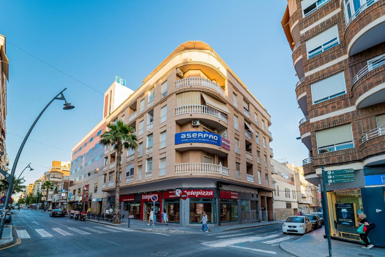 Apartamento Sunrise Apolo Торрев'єха Екстер'єр фото